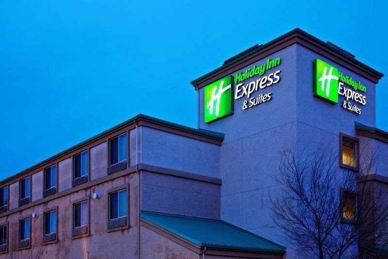 Holiday Inn Express & Suites Elk Grove Central - Hwy 99 By Ihg Екстериор снимка